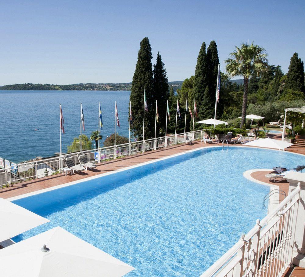 Hotel Villa Florida Suites & Suite Apartments Gardone Riviera Exterior photo